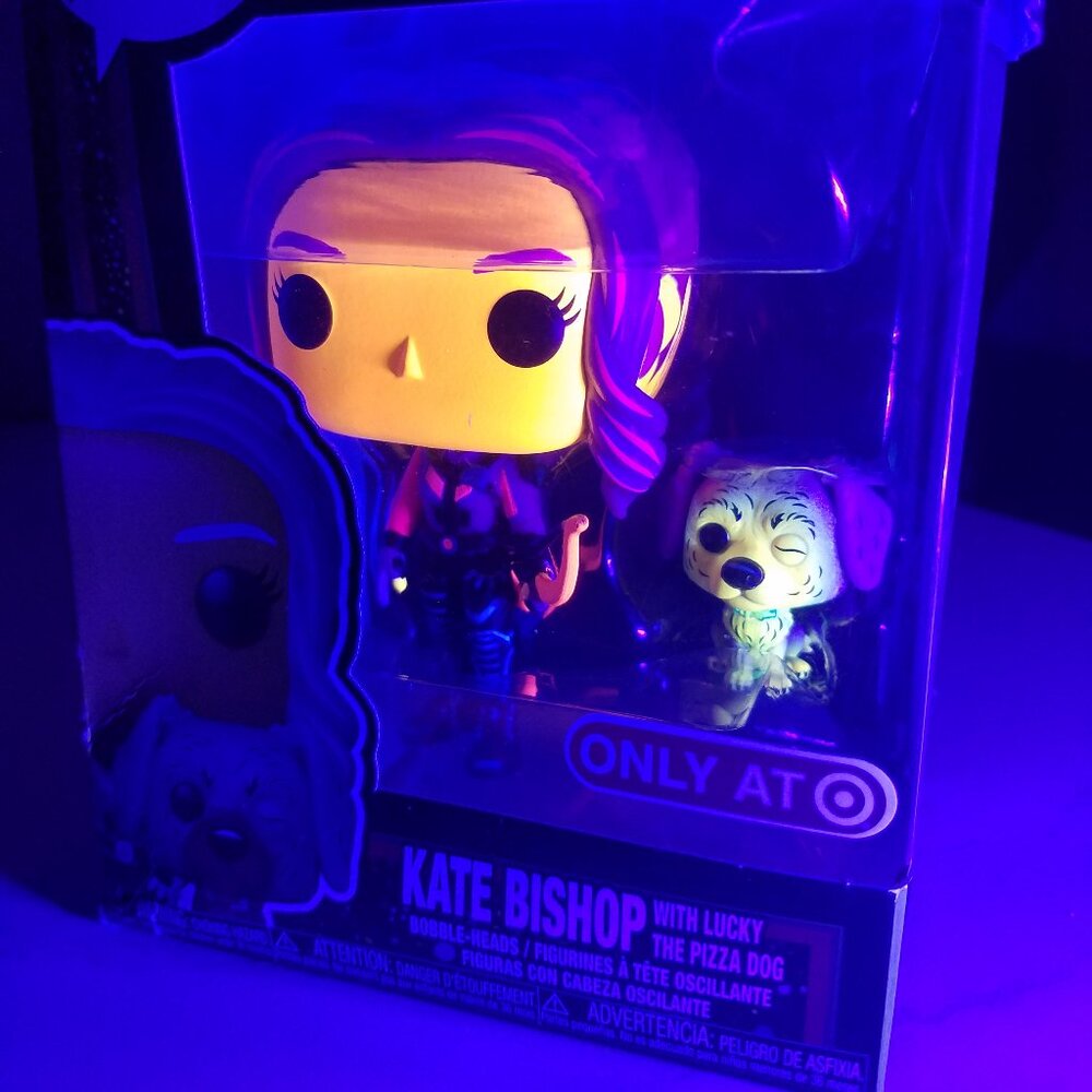 Funko Pop BLACKLIGHT edition Hawkeye Kate Bishop and Lucky the Pizza Dog